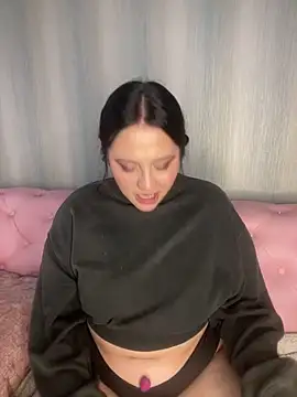 PoliBenett  online show from March 5, 8:42 pm