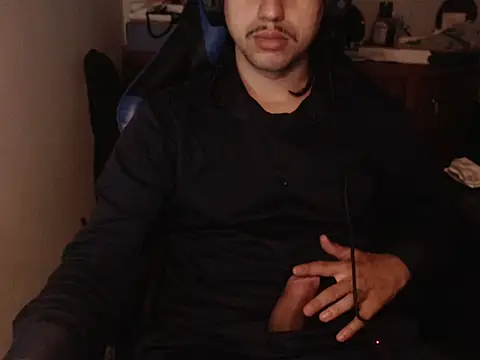 Snapshot of anjonoturno1 chatting on November 16, 8:31 am anjonoturno1 online show from November 16, 8:31 am