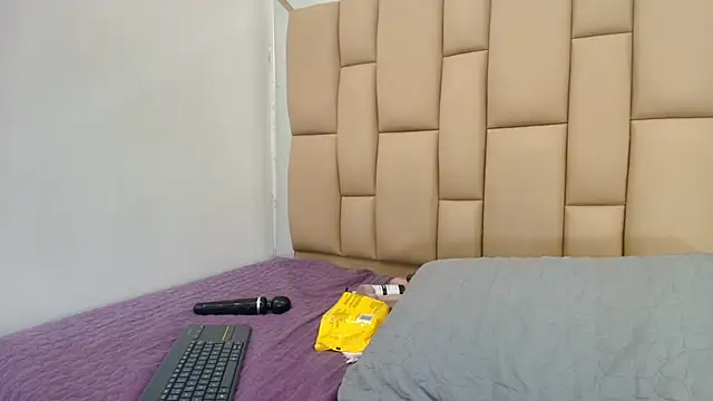 Amy wats0n online show from February 5, 10:12 pm