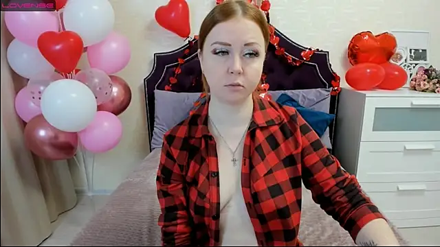 BettyBloom69 online show from February 12, 4:23 am