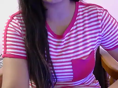 Snapshot of diva-22 chatting on January 17, 1:24 pm diva-22 online show from January 17, 1:24 pm