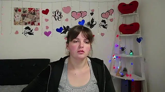 StaceyLex online show from February 16, 7:04 am