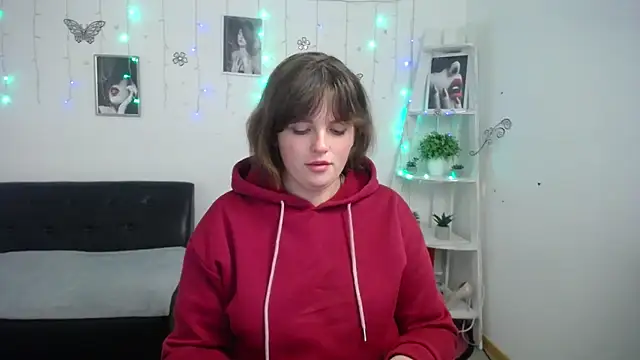 StaceyLex online show from September 28, 5:35 am