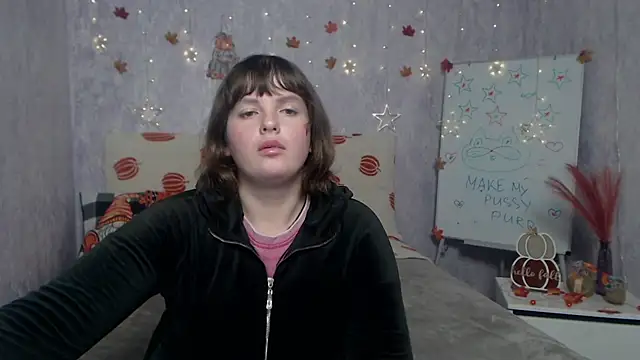 StaceyLex online show from November 13, 6:45 am