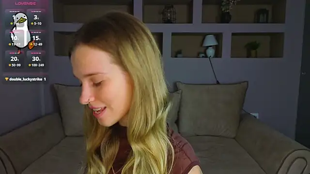 LinaCristonsen online show from October 5, 3:10 pm