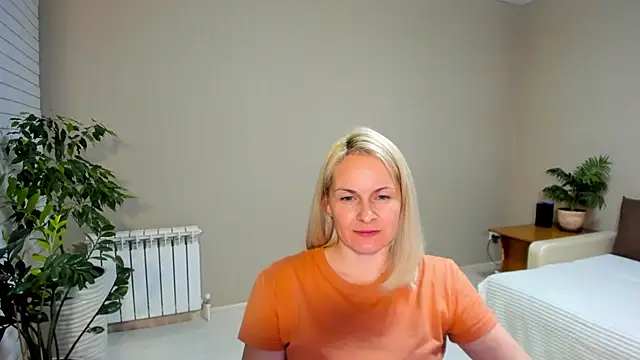 Snapshot of Alicee_Gracee chatting on January 23, 10:11 pm Alicee Gracee online show from January 23, 10:11 pm