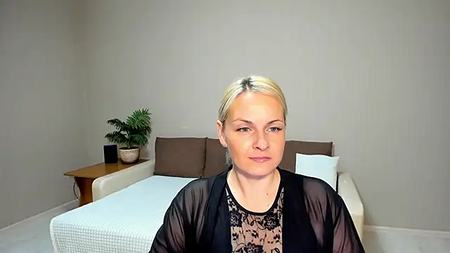 Snapshot of Alicee_Gracee chatting on January 30, 1:42 pm Alicee Gracee online show from January 30, 1:42 pm