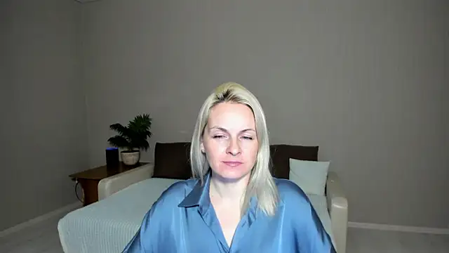 Snapshot of Alicee_Gracee chatting on January 31, 7:40 pm Alicee Gracee online show from January 31, 7:40 pm