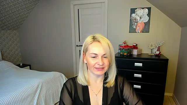 Snapshot of Alicee_Gracee chatting on December 5, 8:34 am Alicee Gracee online show from December 5, 8:34 am