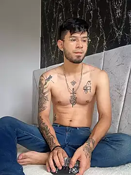 Anthony-Martin online show from March 4, 2:42 pm