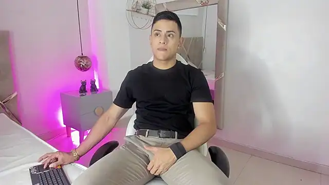 Lucii fer  online show from November 19, 11:43 am