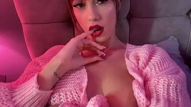 LustfulLuna  online show from December 4, 2:37 pm