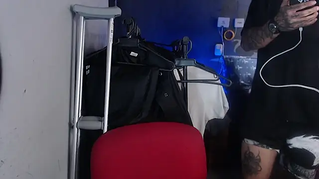 Dereck Dickson online show from October 21, 4:08 pm