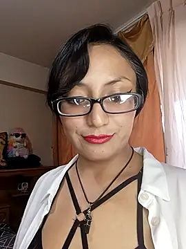 Snapshot of Lucy_Chery chatting on December 13, 10:26 pm Lucy Chery online show from December 13, 10:26 pm