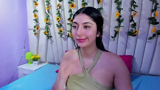 Lucy Anall  online show from February 22, 9:48 pm