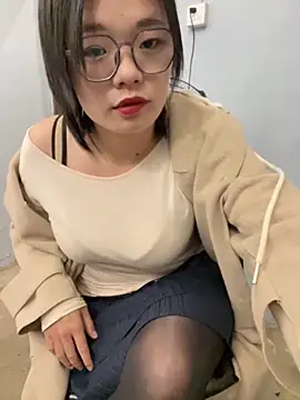 Bella0815 online show from February 17, 7:58 am