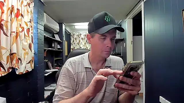 tilobinder online show from December 7, 5:59 am