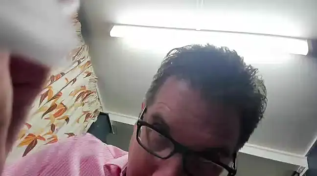 tilobinder online show from January 23, 12:52 pm