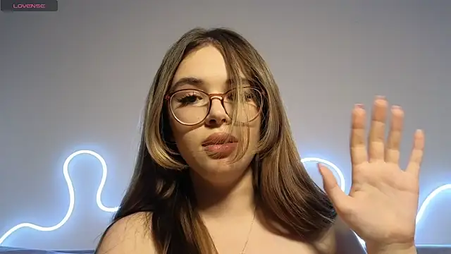 CutiePie3 online show from March 18, 12:27 am