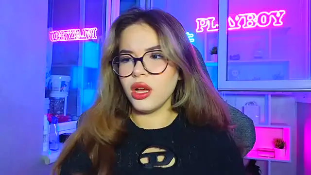 CutiePie3 online show from October 6, 3:09 pm