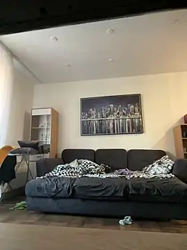 Snapshot of princessaalicc chatting on December 4, 7:39 am princessaalicc online show from December 4, 7:39 am