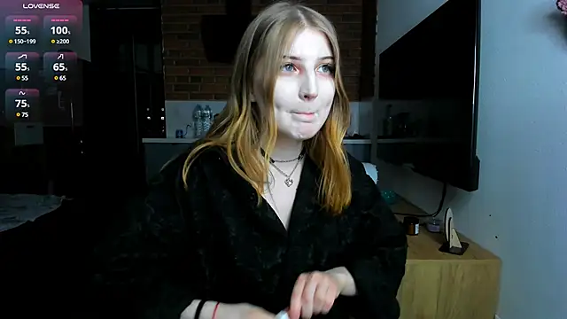 Snapshot of princessaalicc chatting on March 7, 4:00 pm princessaalicc online show from March 7, 4:00 pm