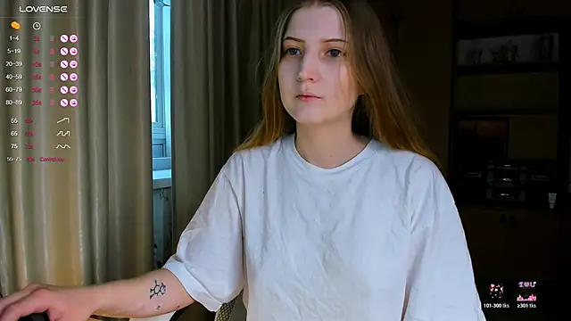 Snapshot of princessaalicc chatting on November 19, 11:32 am princessaalicc online show from November 19, 11:32 am