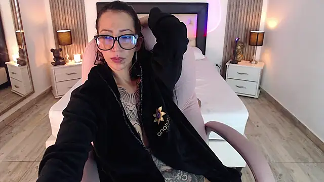 Sam mansson66 online show from February 17, 6:37 pm