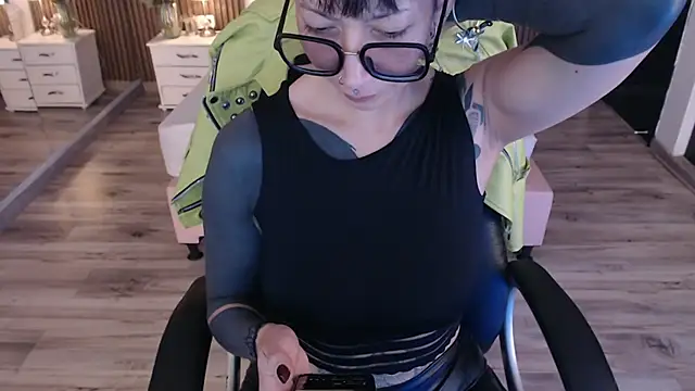 Sam mansson66 online show from November 8, 3:23 pm