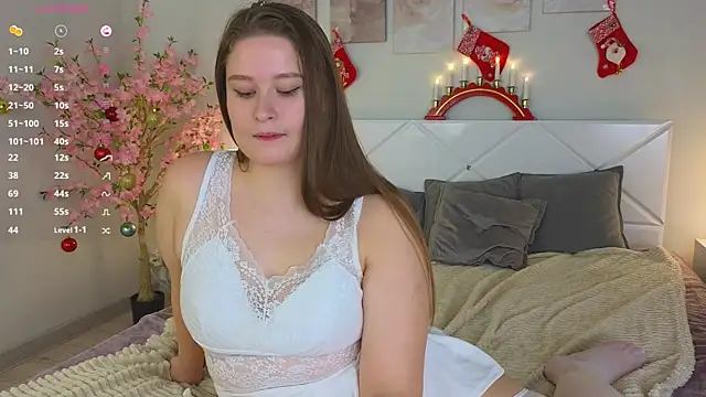 sophie  lee online show from December 23, 2:07 pm