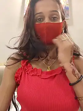 Oleevia online show from December 2, 5:15 pm