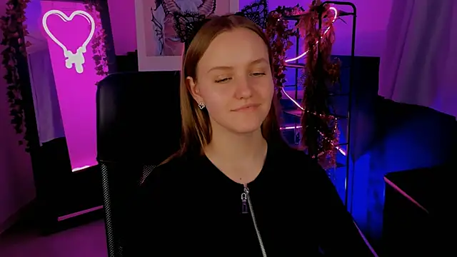 Snapshot of KellyPoter chatting on December 12, 7:48 pm KellyPoter online show from December 12, 7:48 pm