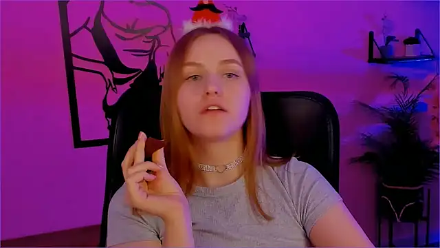 Snapshot of KellyPoter chatting on December 24, 6:17 pm KellyPoter online show from December 24, 6:17 pm