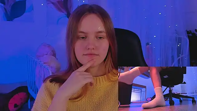 Snapshot of KellyPoter chatting on January 2, 12:35 pm KellyPoter online show from January 2, 12:35 pm