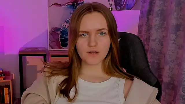 Snapshot of KellyPoter chatting on January 27, 9:44 am KellyPoter online show from January 27, 9:44 am