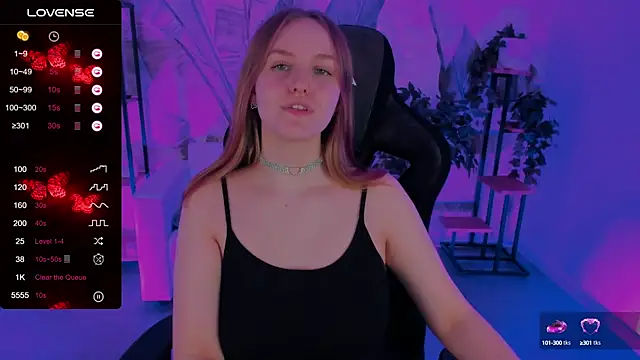 Snapshot of KellyPoter chatting on February 14, 2:12 pm KellyPoter online show from February 14, 2:12 pm