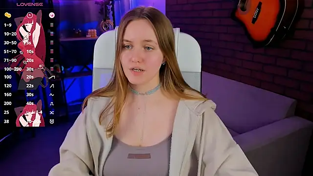 Snapshot of KellyPoter chatting on February 15, 11:50 am KellyPoter online show from February 15, 11:50 am