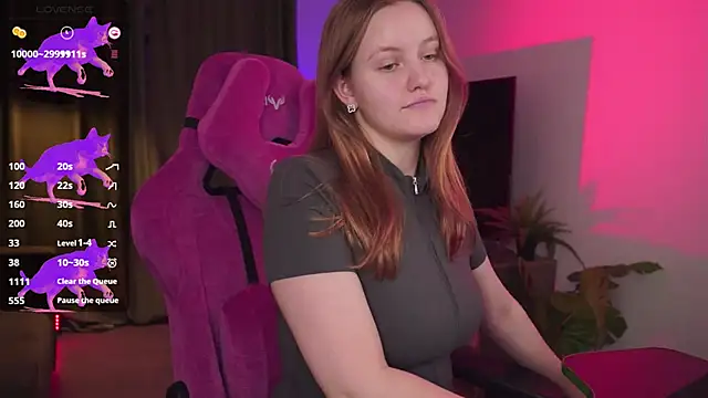 Snapshot of KellyPoter chatting on September 16, 12:06 pm KellyPoter online show from September 16, 12:06 pm