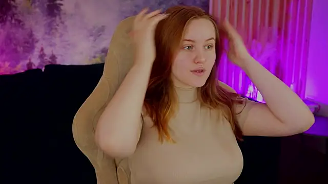 Snapshot of KellyPoter chatting on September 30, 9:25 am KellyPoter online show from September 30, 9:25 am