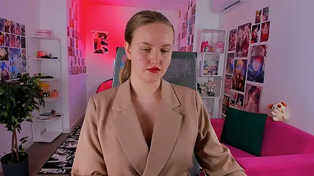 Snapshot of KellyPoter chatting on October 3, 9:50 am KellyPoter online show from October 3, 9:50 am