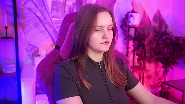 Snapshot of KellyPoter chatting on October 19, 8:26 am KellyPoter online show from October 19, 8:26 am