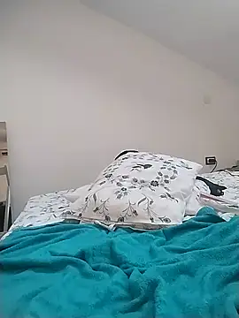 Snapshot of Mila_Lovi chatting on February 12, 3:05 pm Mila Lovi online show from February 12, 3:05 pm