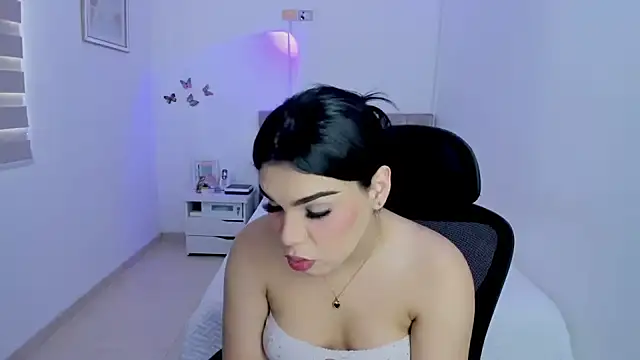 linda zaam83866 online show from October 4, 5:55 pm