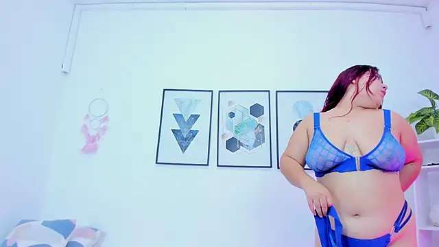 Abriil7 online show from February 16, 3:26 am