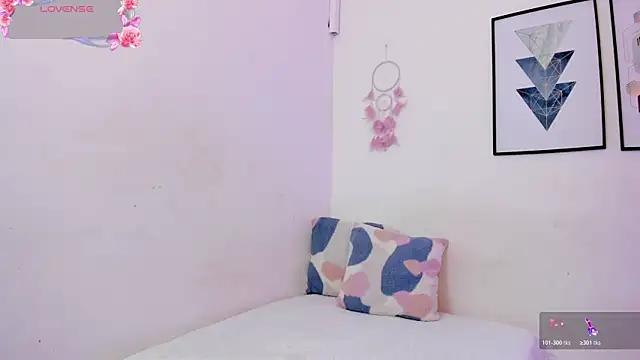 Abriil7 online show from November 12, 3:29 am