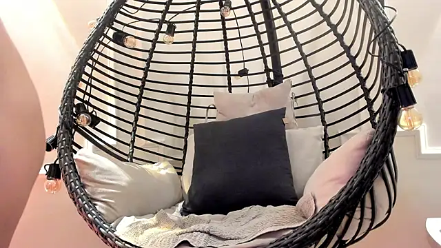 Megga Bluee online show from January 16, 11:37 pm