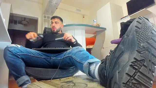 welcometo hell online show from November 12, 8:19 pm