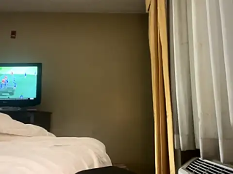 Snapshot of Backshort11 chatting on October 26, 5:46 am Backshort11 online show from October 26, 5:46 am