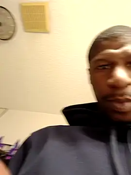 Snapshot of willywonka7793 chatting on January 24, 3:13 pm willywonka7793 online show from January 24, 3:13 pm