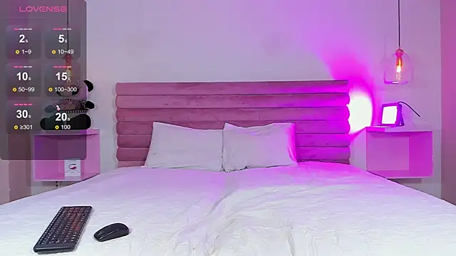 Snapshot of AbyCooper chatting on February 24, 11:41 pm AbyCooper online show from February 24, 11:41 pm